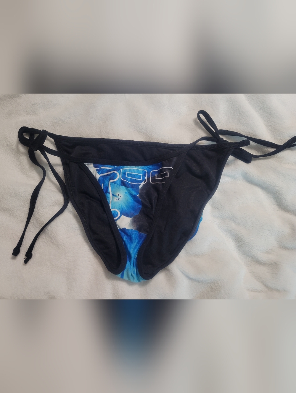 Aaron Chang Reversible Blue Hibiscus Bikini Bottom Size M
